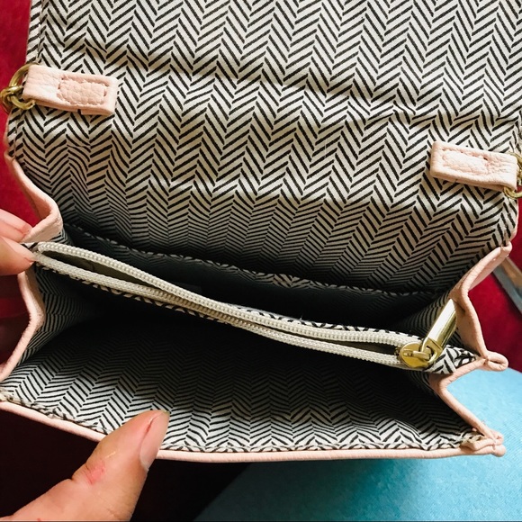 🍂☃️2 for $15!☃️🍂Steve Madden Shoulder Bag - Picture 6 of 6